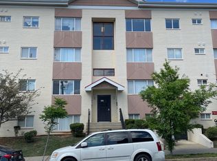 5000 Call Pl SE APT 302, Washington, DC 20019