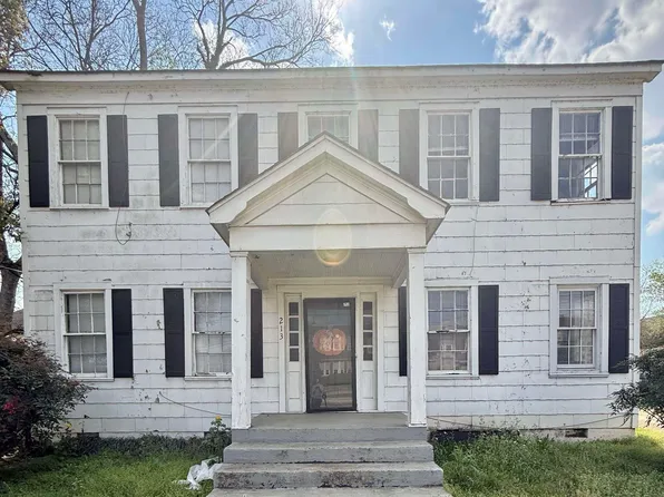 213 Wilson St NE #4, Decatur, AL 35601