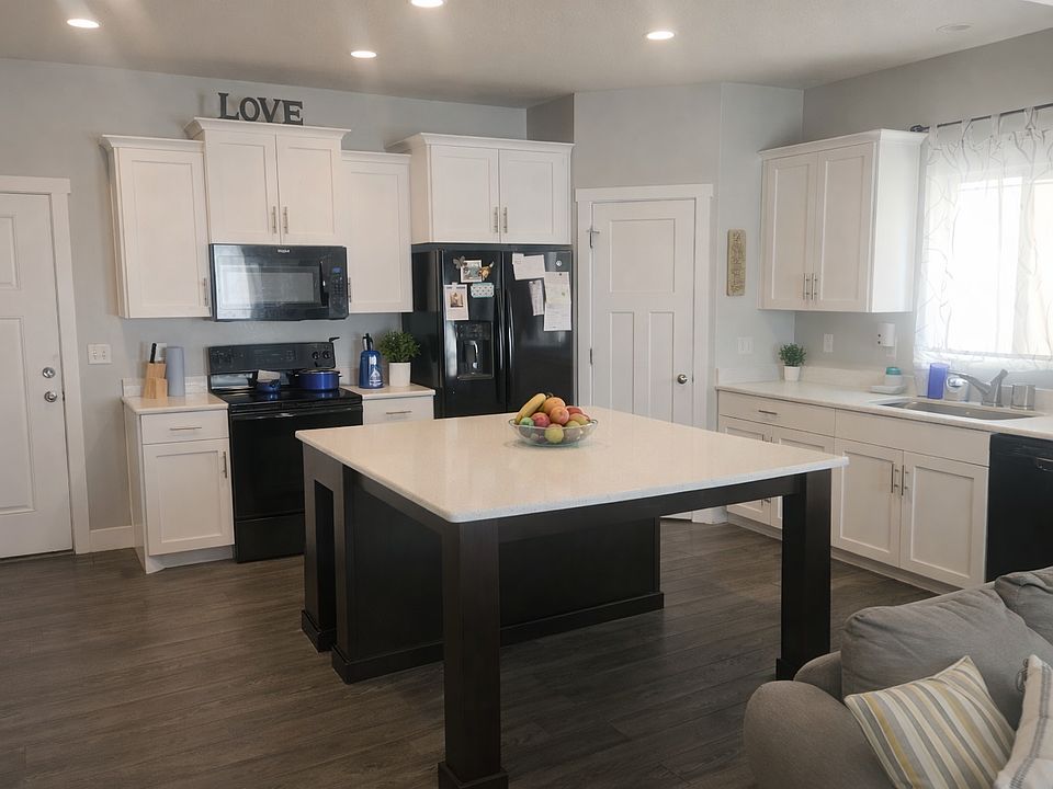 2nd image of 8056 N Rock Creek Cove Ln