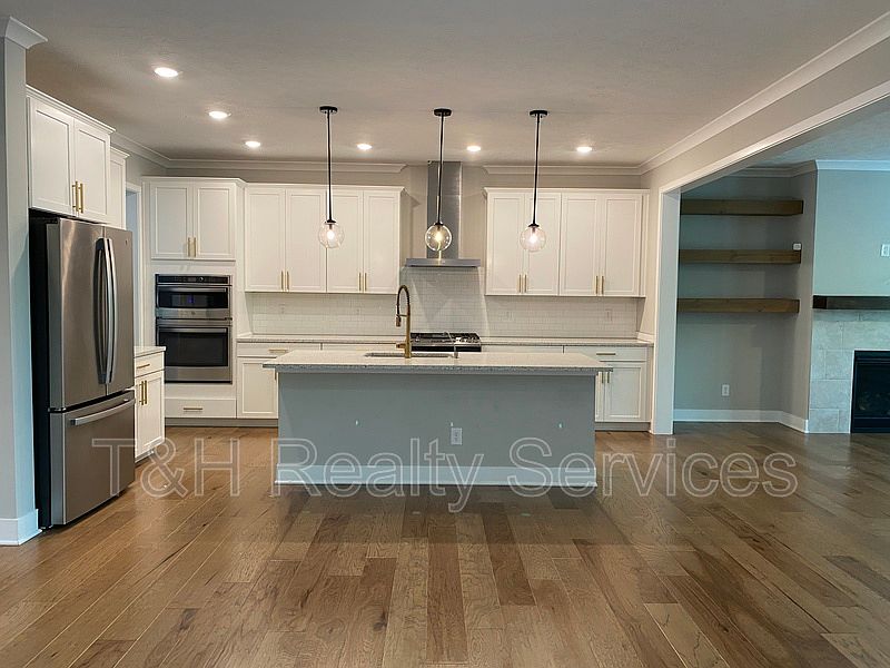 1st image of 10251 Sand Run Ln