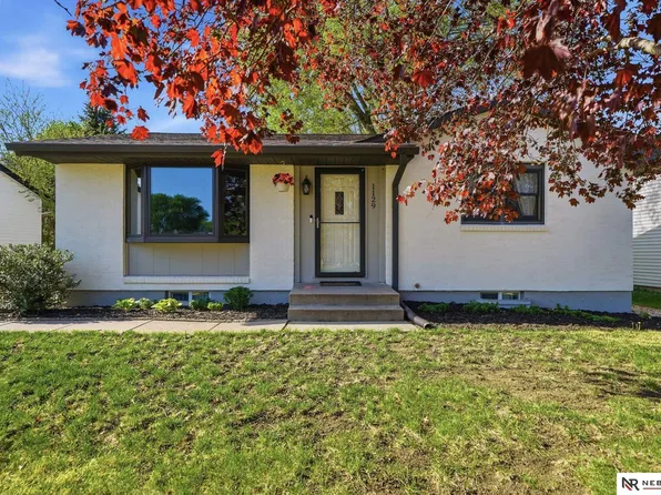 1129 Aberdeen Ave, Lincoln, NE 68512