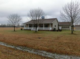 170 Oklahoma Dr, Lake Waynoka, OH 45171