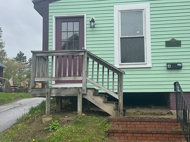 18 Jewett St #A — Photo 17