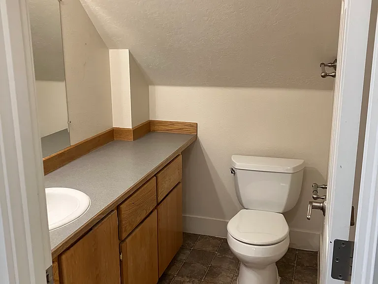 1515 Riverview St — Photo 9