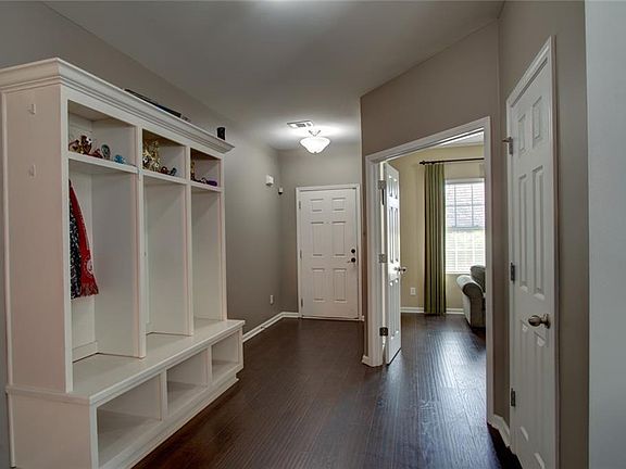 3rd image of 6868 Pierless Ave