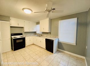7500 Robinson St, Overland Park, KS 66204