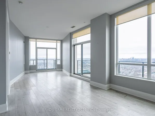 36 Park Lawn Rd Penthouse 4403, Toronto, ON M8V 0E5