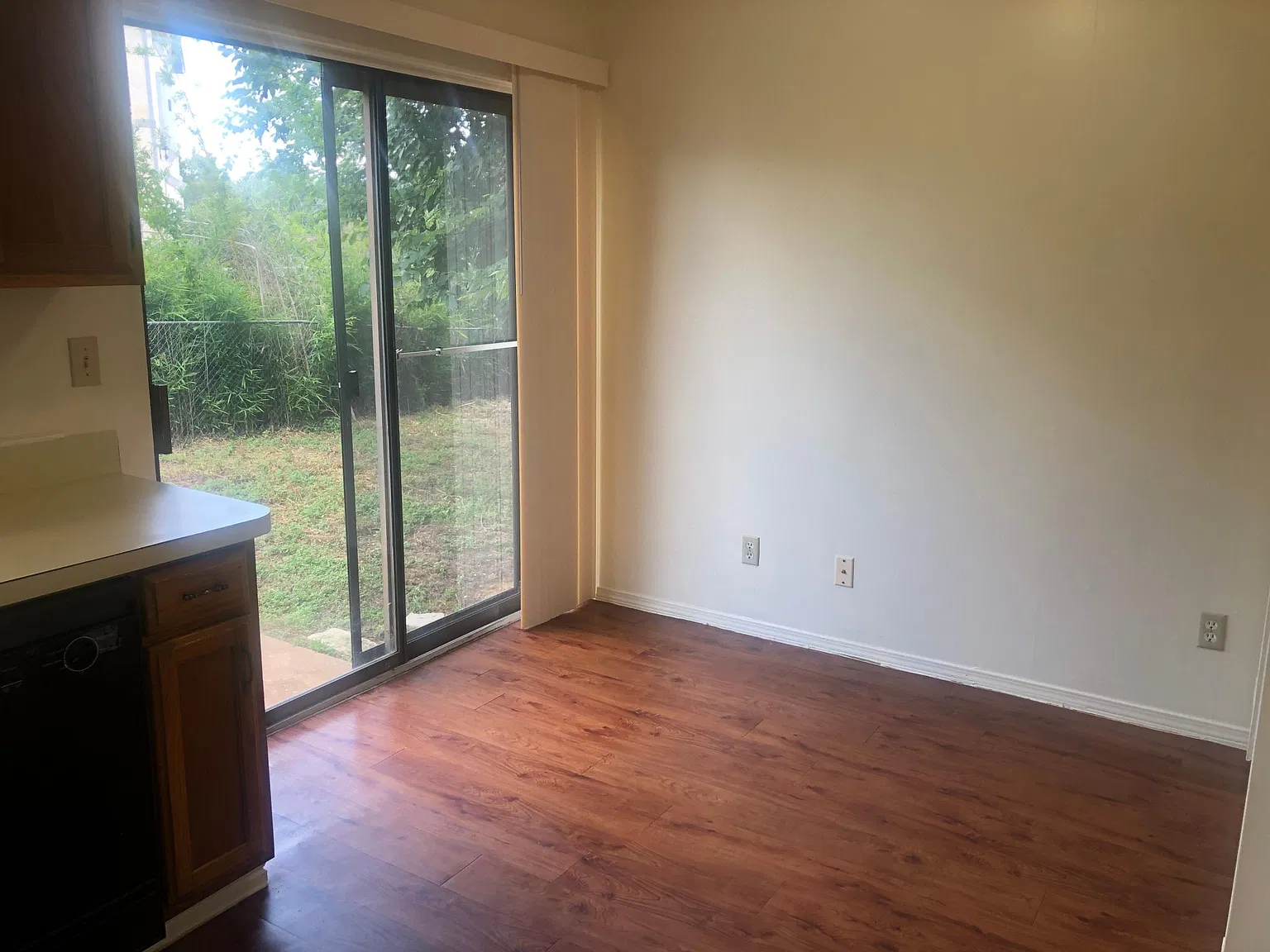 110 Hillside Cv — Photo 4