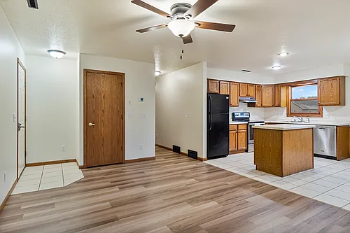 908 Donna Ave #5 Photo 1