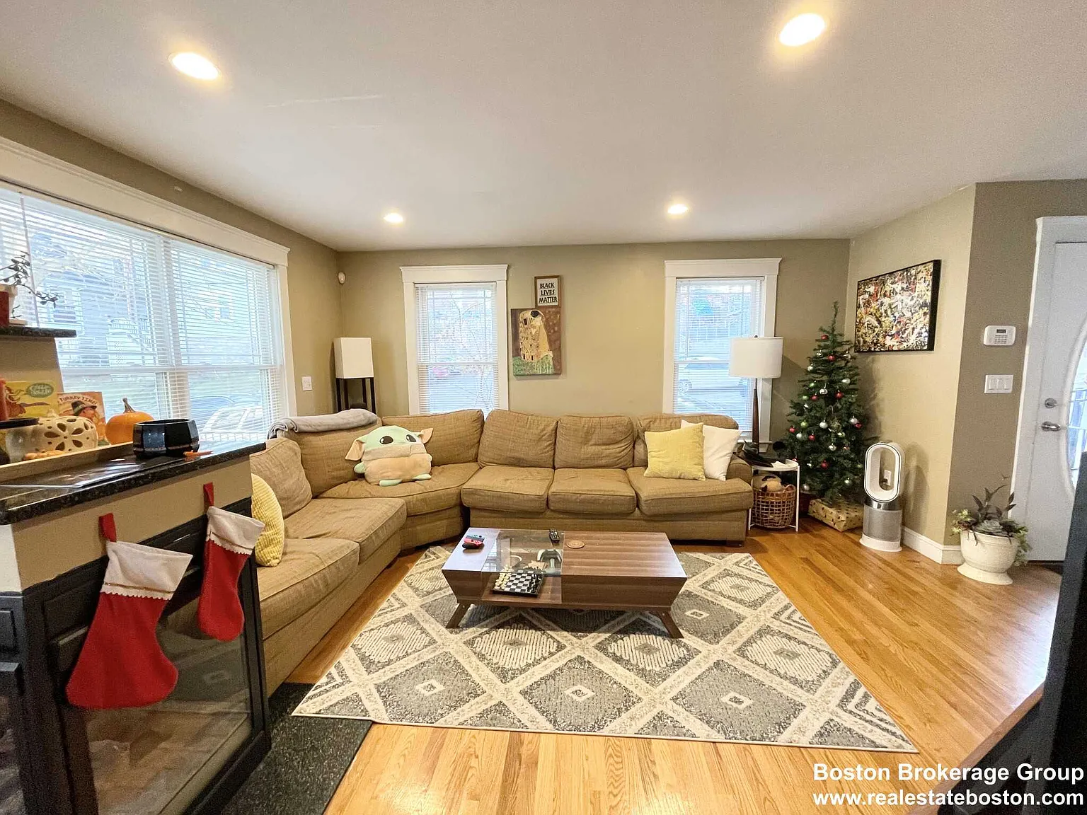 4 bed, 3.5 bath, $6,400 — Photo 2
