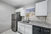 4th image of 3034 Tudor Ln #3038