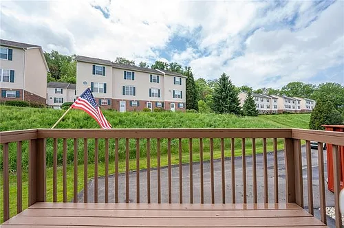 614 Topper Way Photo 1