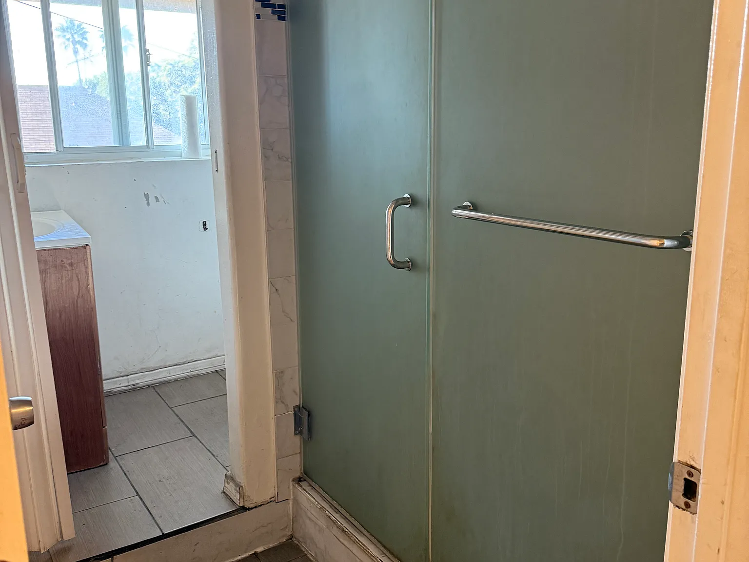 Studio, 200 sqft, $1,050 — Photo 3