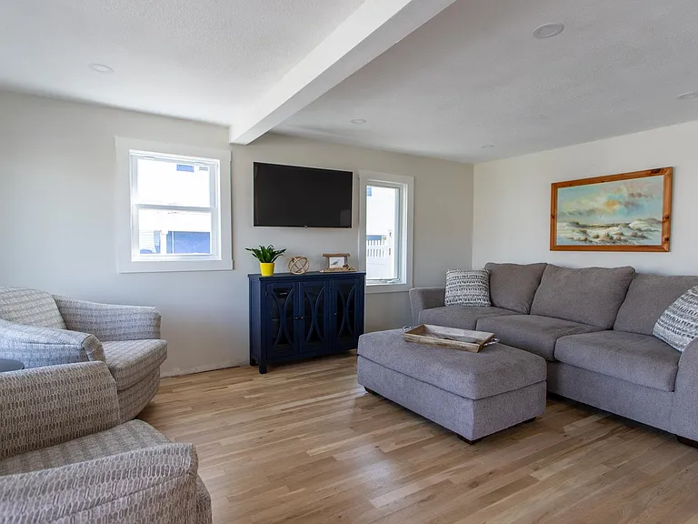 60 Plymouth St — Photo 10