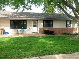 615 Sunset Dr, Denison, IA 51442
