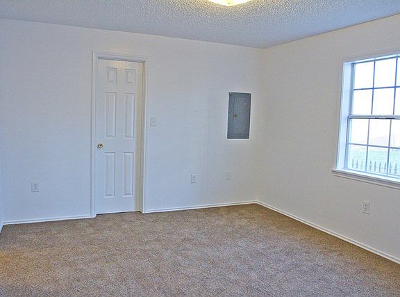 3rd image of 3518 N Washington Ave