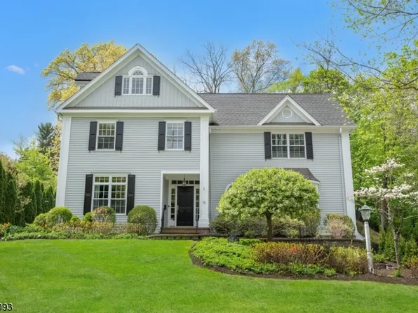 15 Hillside Ave, Madison Boro, NJ 07940
