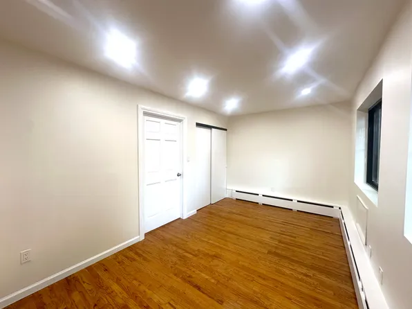 79-18 Astoria Boulevard image 11 of 19