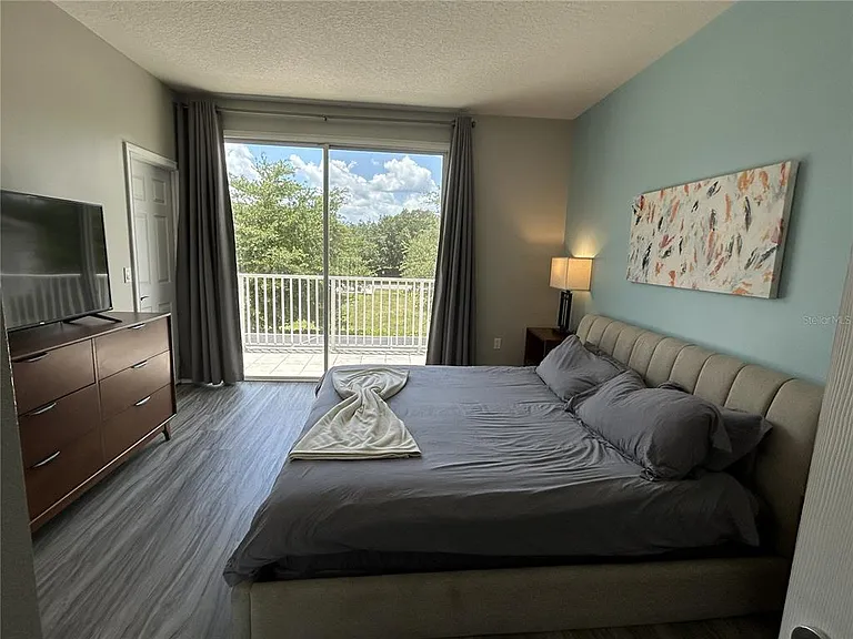 1421 Retreat Cir — Photo 7
