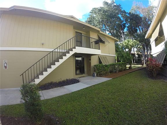 4th image of 120 Hibiscus Woods Ct APT 7B