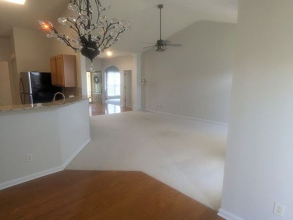 2nd image of 319 Wildwood Poin