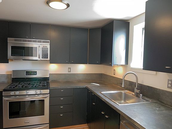 4th image of 1415 Indiana St APT 201
