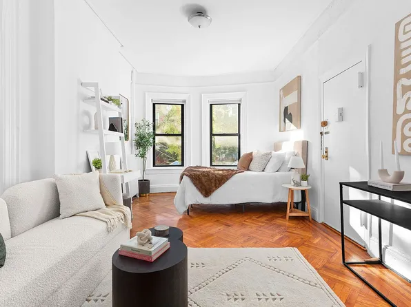 47 Reeve Pl APT 1, Brooklyn, NY 11218