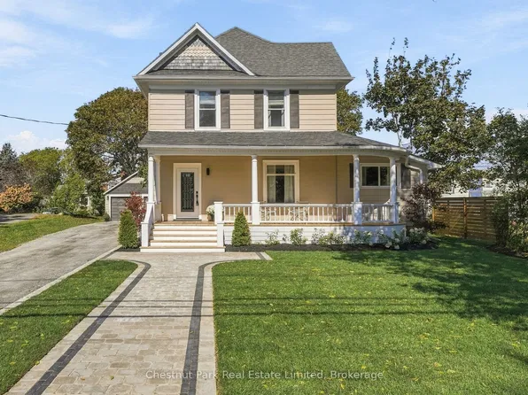 372 Main St, Deseronto, ON K0K 1X0