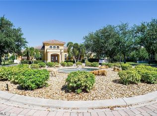 4113 Residence Dr APT 211, Fort Myers, FL 33901