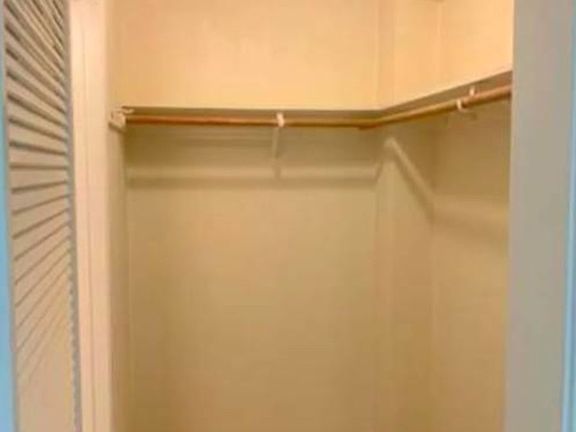 5th image of 8 Davis Dr APT C