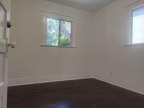 5th image of 606 Milford St #608