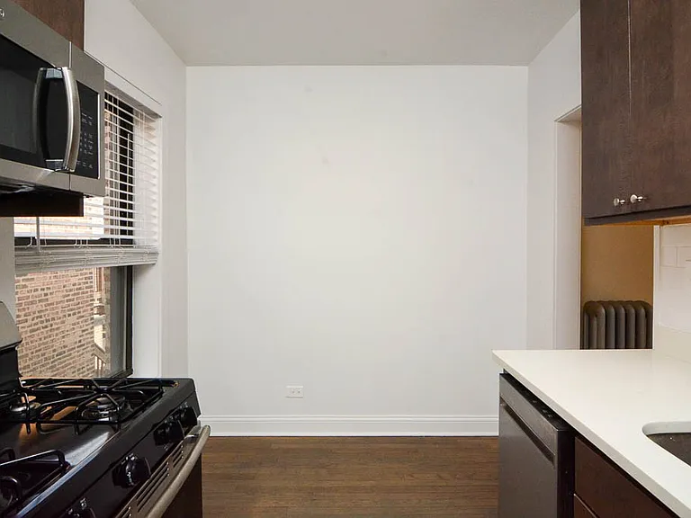 2643 N Spaulding Ave #E4 — Photo 5