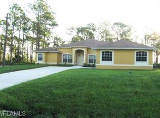 914 Edison Ave, Lehigh Acres, FL 33972