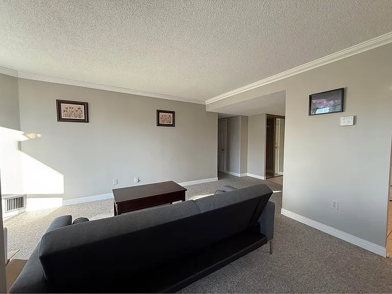 600 Talbot St #308 — Photo 7