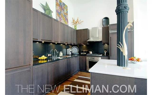 Rented by Douglas Elliman | media 23