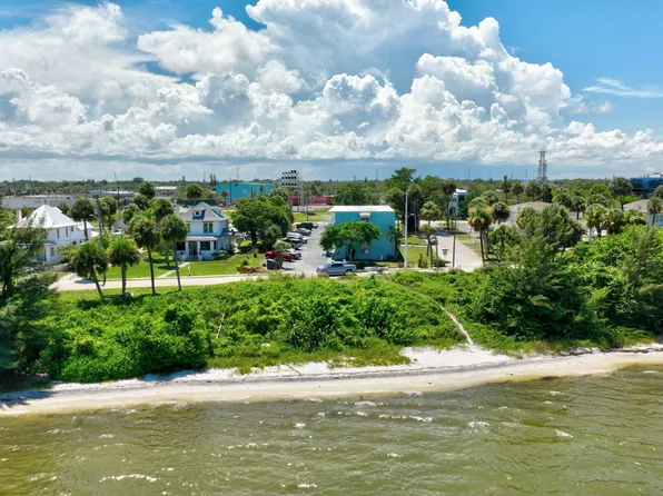 602 S Indian River Dr, Fort Pierce, FL 34950