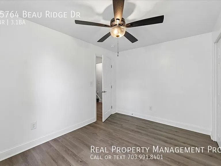 15764 Beau Ridge Dr — Photo 41