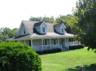 22336 Suffolk Dr, Abingdon, VA 24210