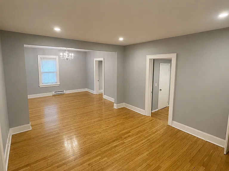 811 Pleasantview Ter #2 — Photo 7
