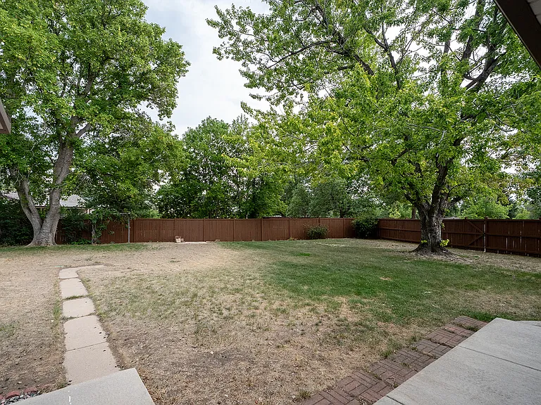 2696 S Norman Ct — Photo 35