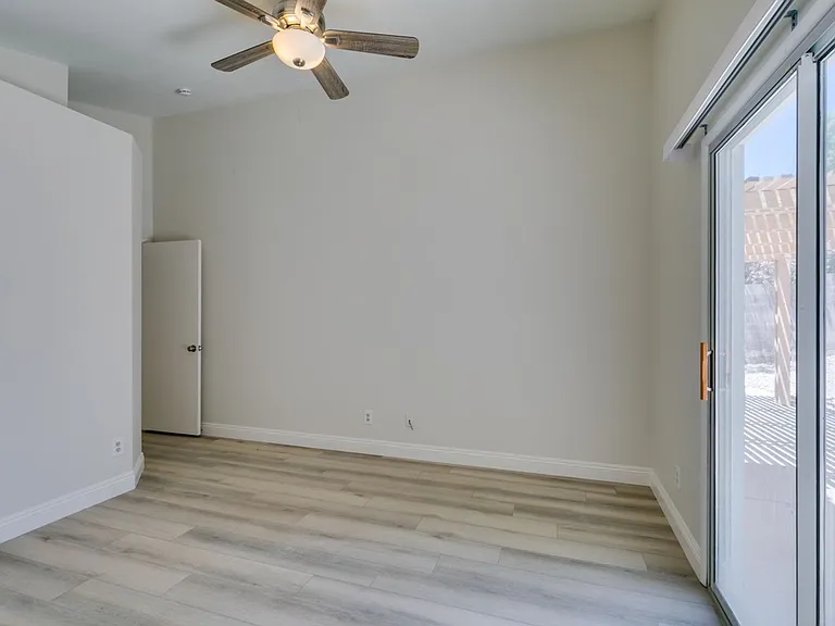8664 Buttercreek Way — Photo 34