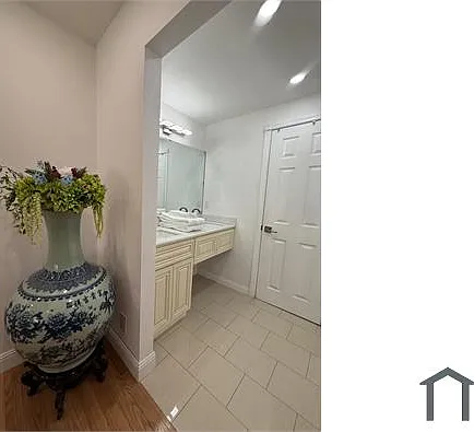 933 S Susan St — Photo 16