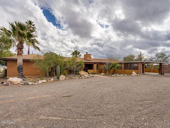 2nd image of 6180 N Panorama Dr