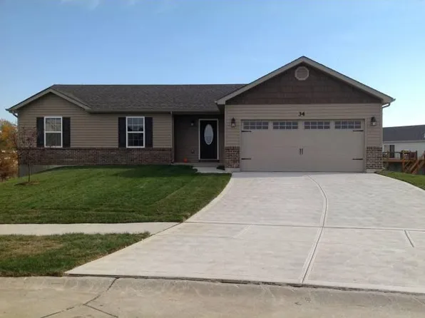 147 Shadow Pointe Dr, Wentzville, MO 63385