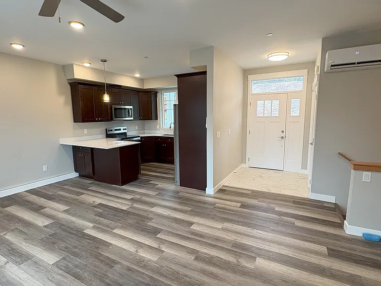 3513 Sussex Dr — Photo 4