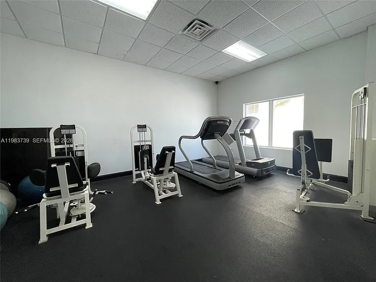 3725 S Ocean Dr #911 — Photo 10