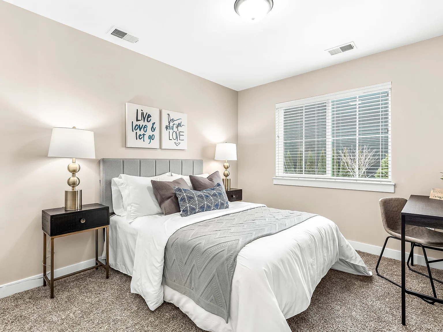 The Residence at Chesterfield Corners — Photo 4