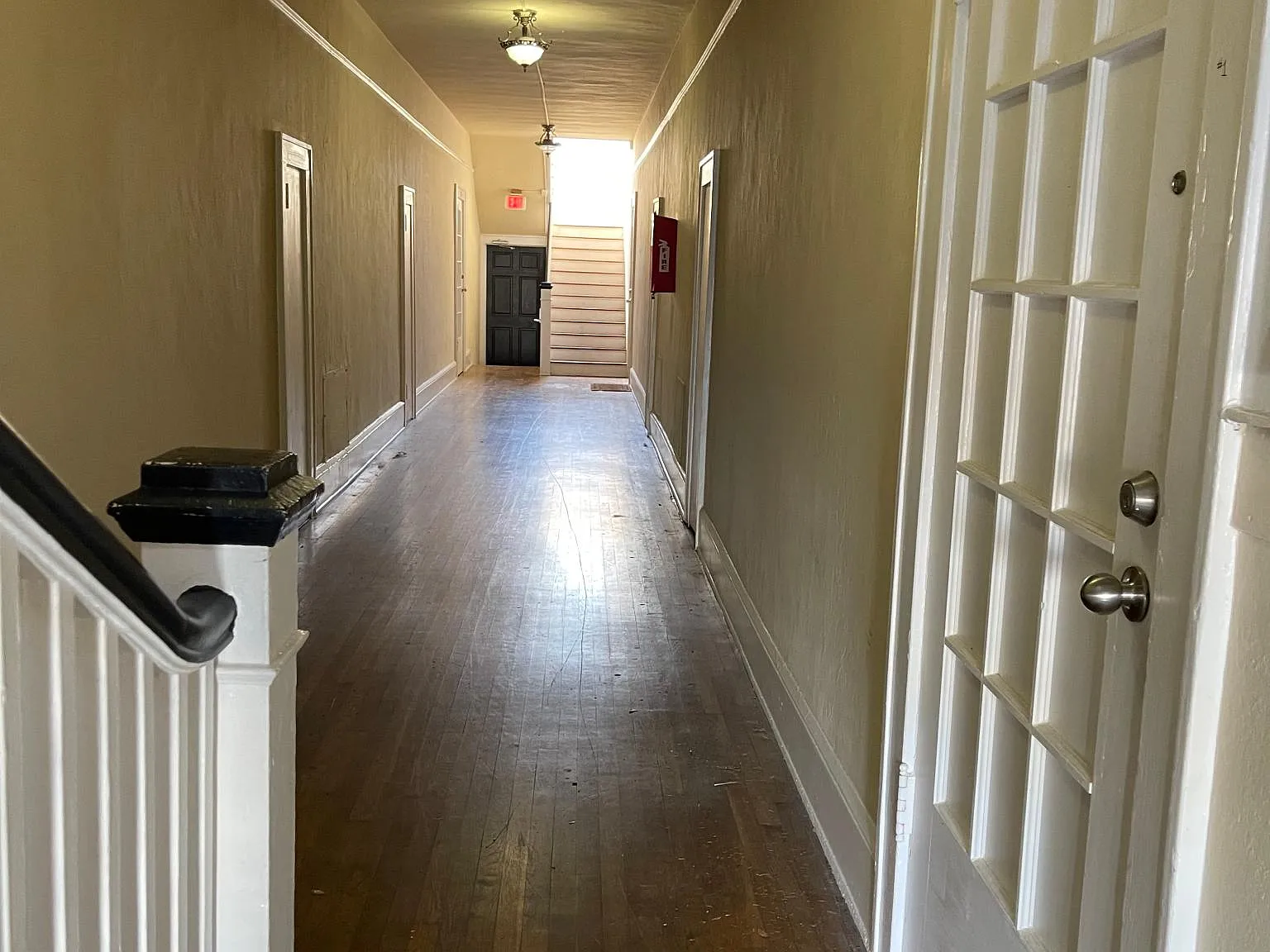 1 bed, 700 sqft, $1,075 — Photo 2