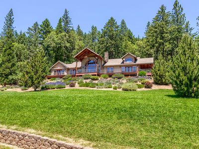 556 Winona Rd, Grants Pass, OR, 97526
