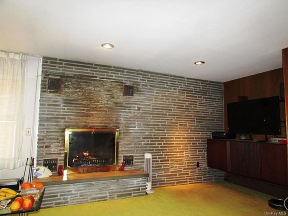 3rd image of 88 Park Ave